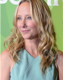 Portraitfoto von Anne Celeste Heche