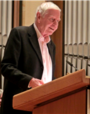 Portraitfoto von Hans Magnus Enzensberger